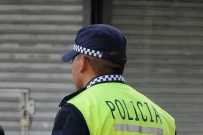 Un policía sufrió el robo de su mochila mientras vigilaba barrio Norte