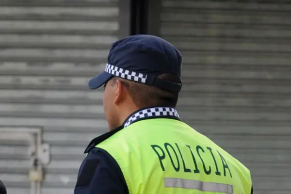 Un policía sufrió el robo de su mochila mientras vigilaba barrio Norte
