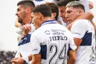 Atlético Tucumán avanza por un central zurdo para reforzar la última línea