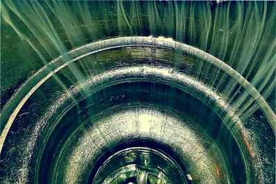 Lo que tirás por el resumidero de tu cocina puede dañar una ciudad entera: ¿por qué?