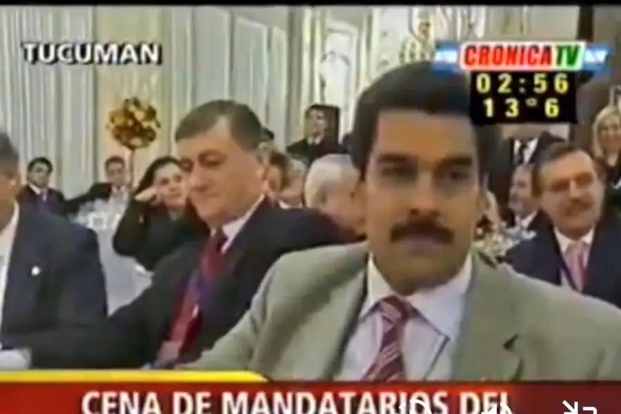 EN TV. Las cámaras captan a Maduro, en el concierto de Mercedes Sosa.