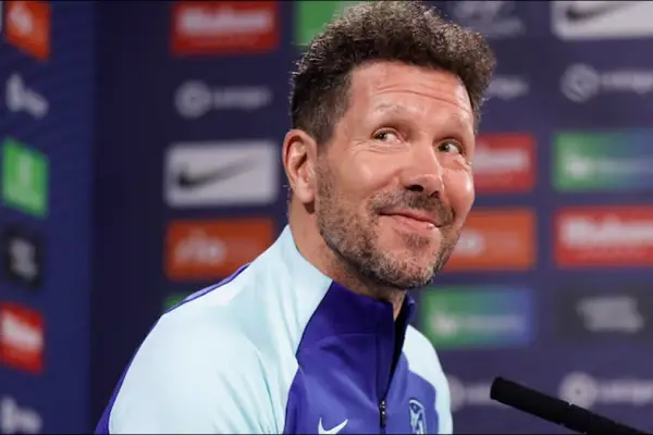 Diego Simeone pidió disculpas a Vinícius y a Florentino Pérez tras el cruce en la Supercopa