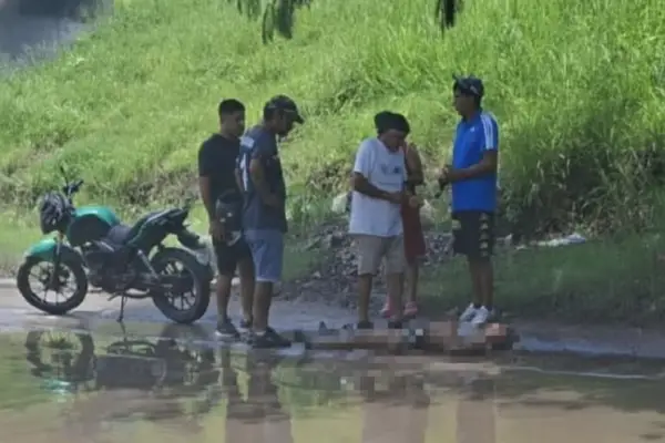 Horror en San Cayetano: arrojaron a una mujer con las manos atadas desde un carro de tracción a sangre