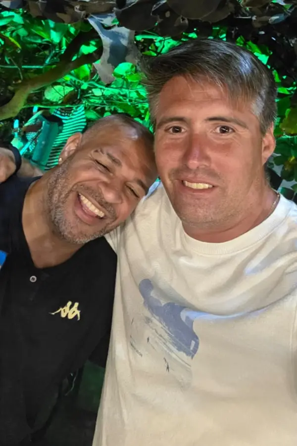 BUENA ONDA. Ya con la camiseta del 