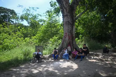 Venezuela sostiene que liberó a más de 100 presos políticos