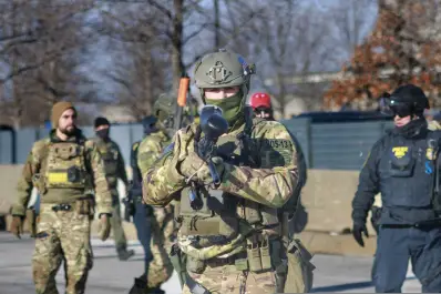 Más policías para una  ciudad furiosa con ICE