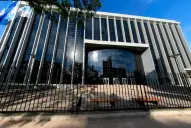 Piden rechazar el DNU que alivia a contratistas del Estado