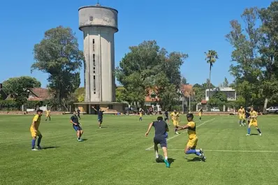 Atlético Tucumán goleó 5-2 a Everton con un show de Abeldaño y Ortega