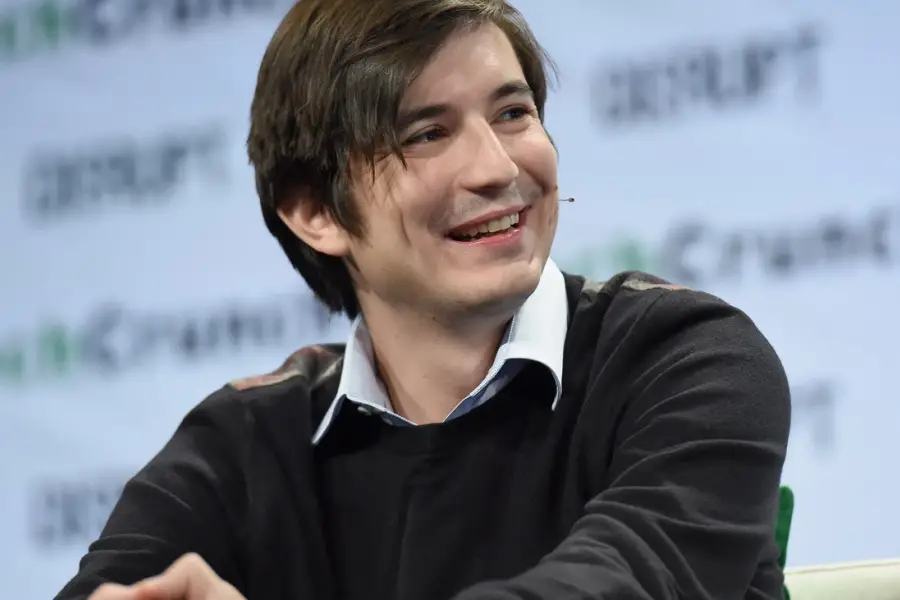 VLAD TENEV. Cofundador y CEO de Robinhood, impulsó la inversión sin comisiones y acercó Wall Street a millones de jóvenes. / MIT