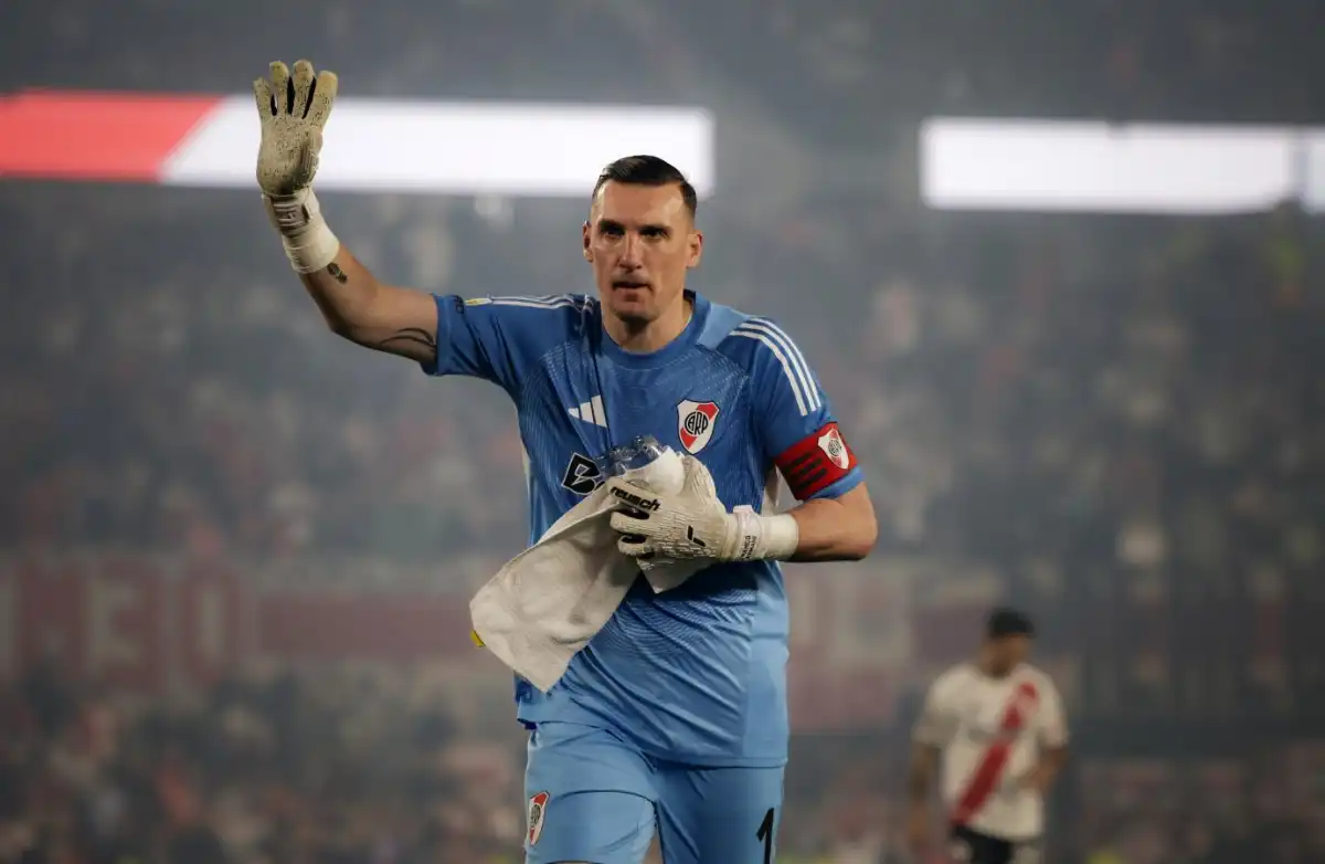 HISTORIA VIVA. Armani tiene más de 300 partidos y 10 títulos con el club de Núñez.