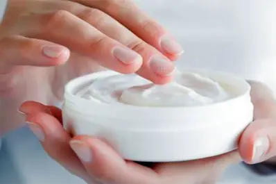 La Anmat prohibió varias marcas de geles y cremas por riesgo sanitario