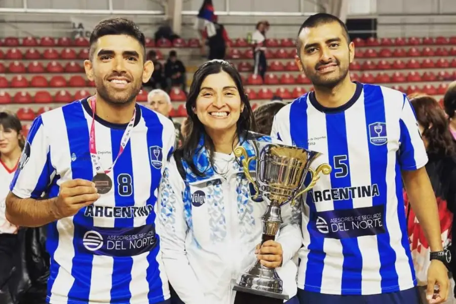 TRIO DE ORO. Los hermanos Véliz son figuras centrales dentro del equipo nacional.