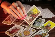 Predicciones del tarot para el fin de semana: ¿qué mensaje tiene para tu signo del zodíaco?