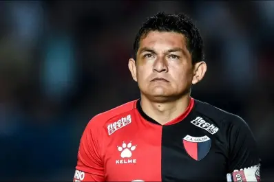 Colón volvió a extenderle la licencia a “Pulga” Rodríguez y crece la incertidumbre sobre su futuro