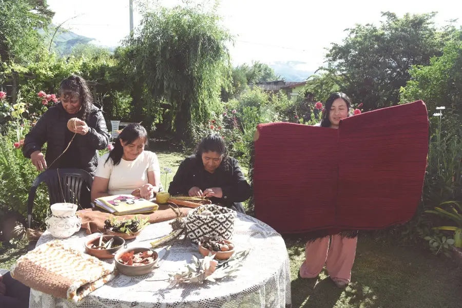 LA GACETA FOTOS DE ANA LÍA JARAMILLO