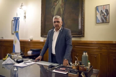 Daniel Abad: “El problema no pasa por el gasto público, sino por la caída de ingresos”