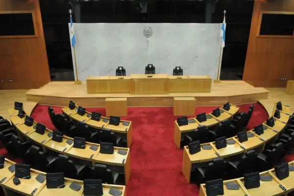 Dos DNU del PE tomarían fuerza de ley sin debate
