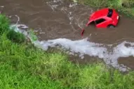 La Policía detuvo al fotógrafo de LA GACETA que cubría el accidente cerca de Los Ralos
