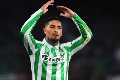 Chimy Ávila y Boca: por qué un llamado de Riquelme podría cambiar su futuro en este mercado de pases