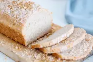 Pan de avena en un minuto: la receta viral que se hace en el microondas