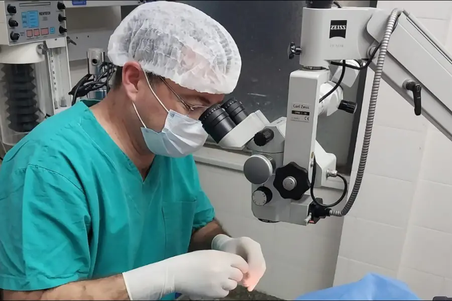 RUTINA. El consultorio es el punto desde donde empieza y termina cada uno de sus días.