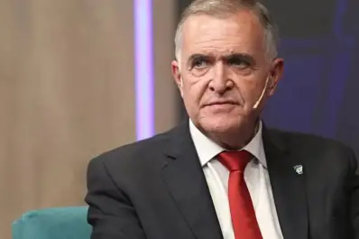 Jaldo planteó endurecer las sanciones penales para los menores que cometan homicidios en Tucumán