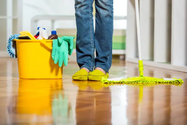 Tres estudiantes de ingeniería lanzaron una app para repartir las tareas del hogar