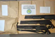 El crimen de Érika Álvarez: secuestran camionetas y escopetas en Yerba Buena