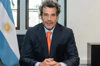 Nueva baja en el Gobierno: renunció Paul Starc como titular de la Unidad de Información Financiera