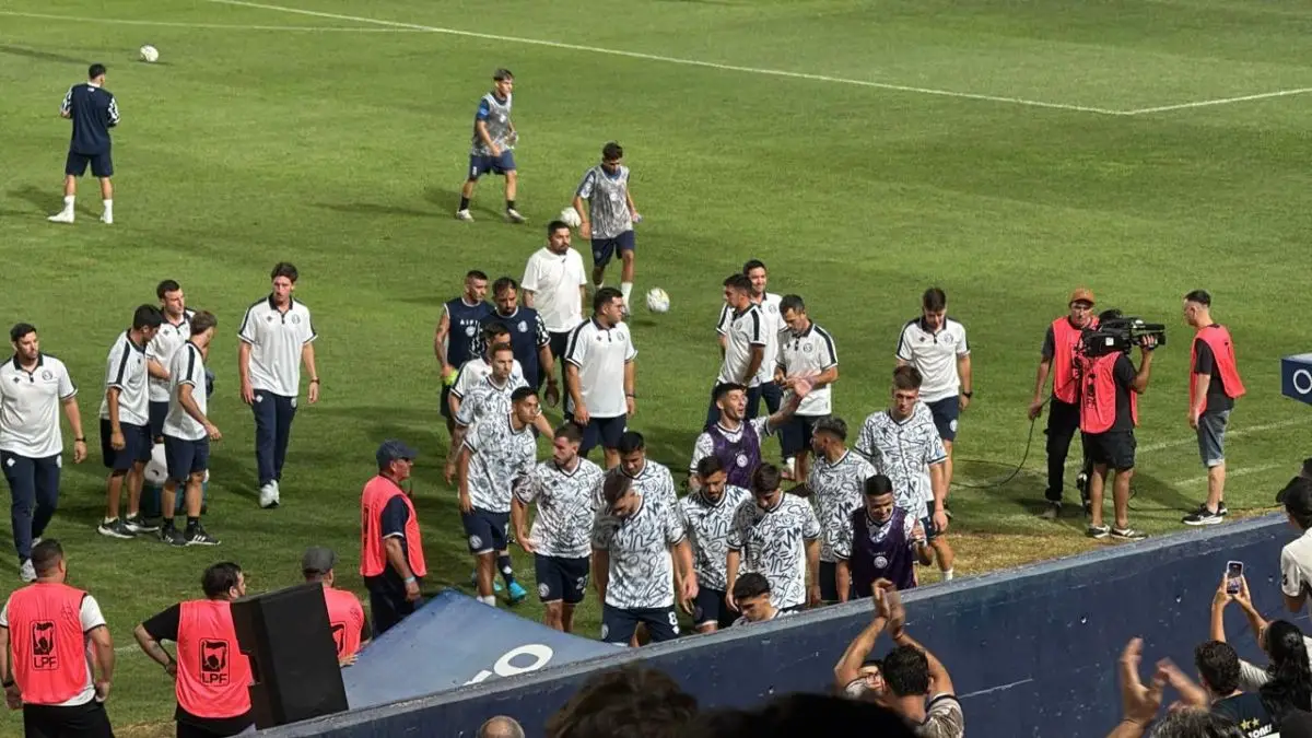 ¡La Lepra terminó el calentamiento!