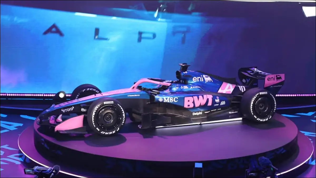 NUEVA ETAPA. Se dio a conocer el monoplaza con el que Colapinto afrontará por primera vez un año completo en la Fórmula 1.