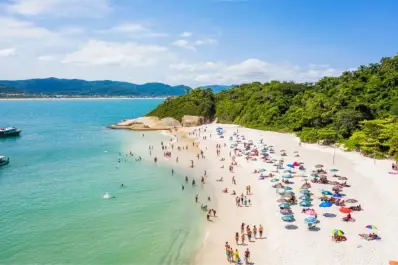 Alerta sanitaria en Florianópolis: más de un tercio de las playas no es apto para el baño