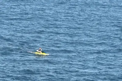 Punta del Este: hallan con vida a un argentino que estuvo más de 12 horas a la deriva en el mar