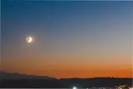 ¿Qué pasó en el cielo anoche?: el inusual fenómeno que juntó a Saturno y la Luna