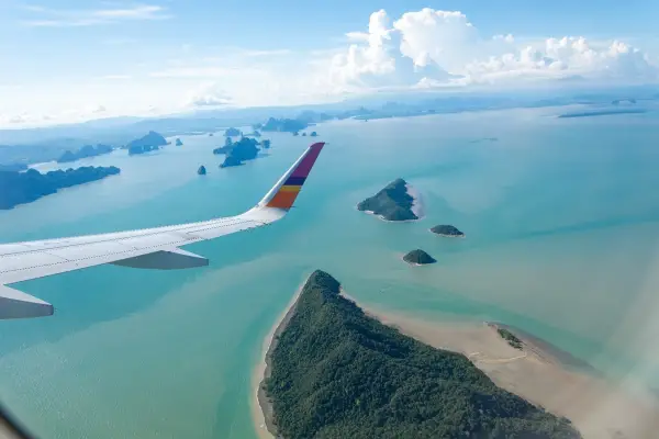 Este es el motivo por el que los aviones evitan volar sobre el océano Pacífico entre América y Asia