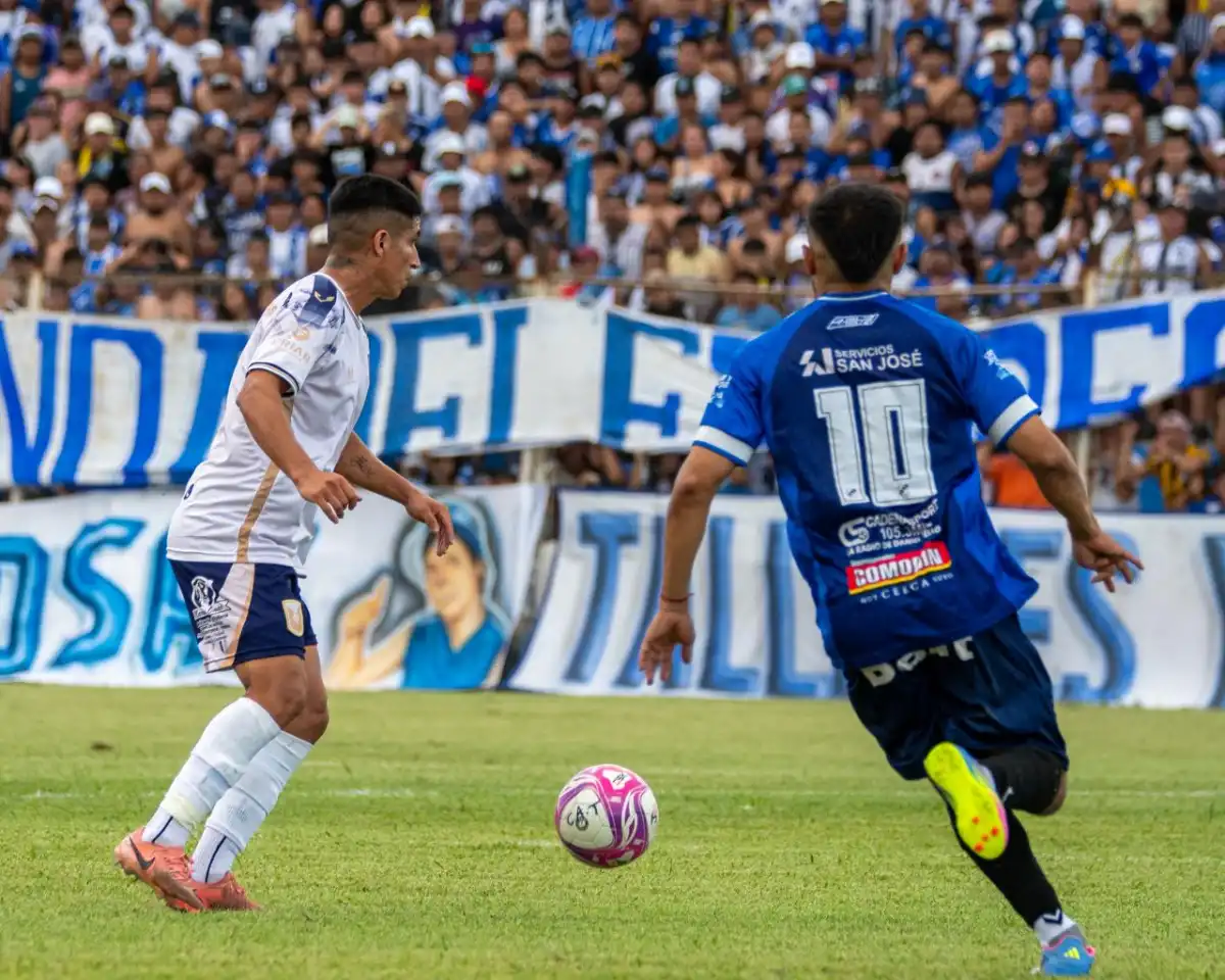 DURO PARTIDO. Pese a la derrota, Tucumán Central mostró templanza y supo responder en un momento de máxima tensión.