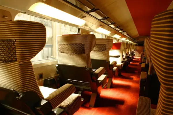 Trenes sin niños: Francia instrumenta vagones exclusivos para mayores