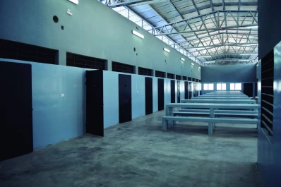 Osvaldo Jaldo quiere habilitar el instituto para menores en el penal de Benjamín Paz