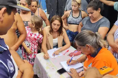 Operativo municipal de emergencia: fueron evacuados vecinos de Las Piedritas por la crecida del río Salí