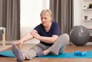 Rutina matinal: cinco ejercicios ideales para personas mayores de 50