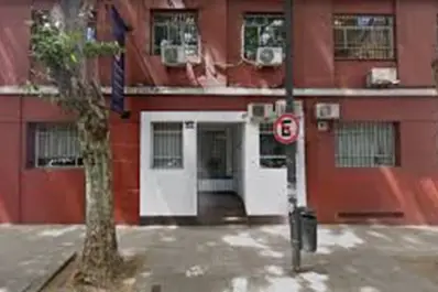 El empresario acusado de abusar de compañeros de su hijo también tenía fotos de ellos desnudos