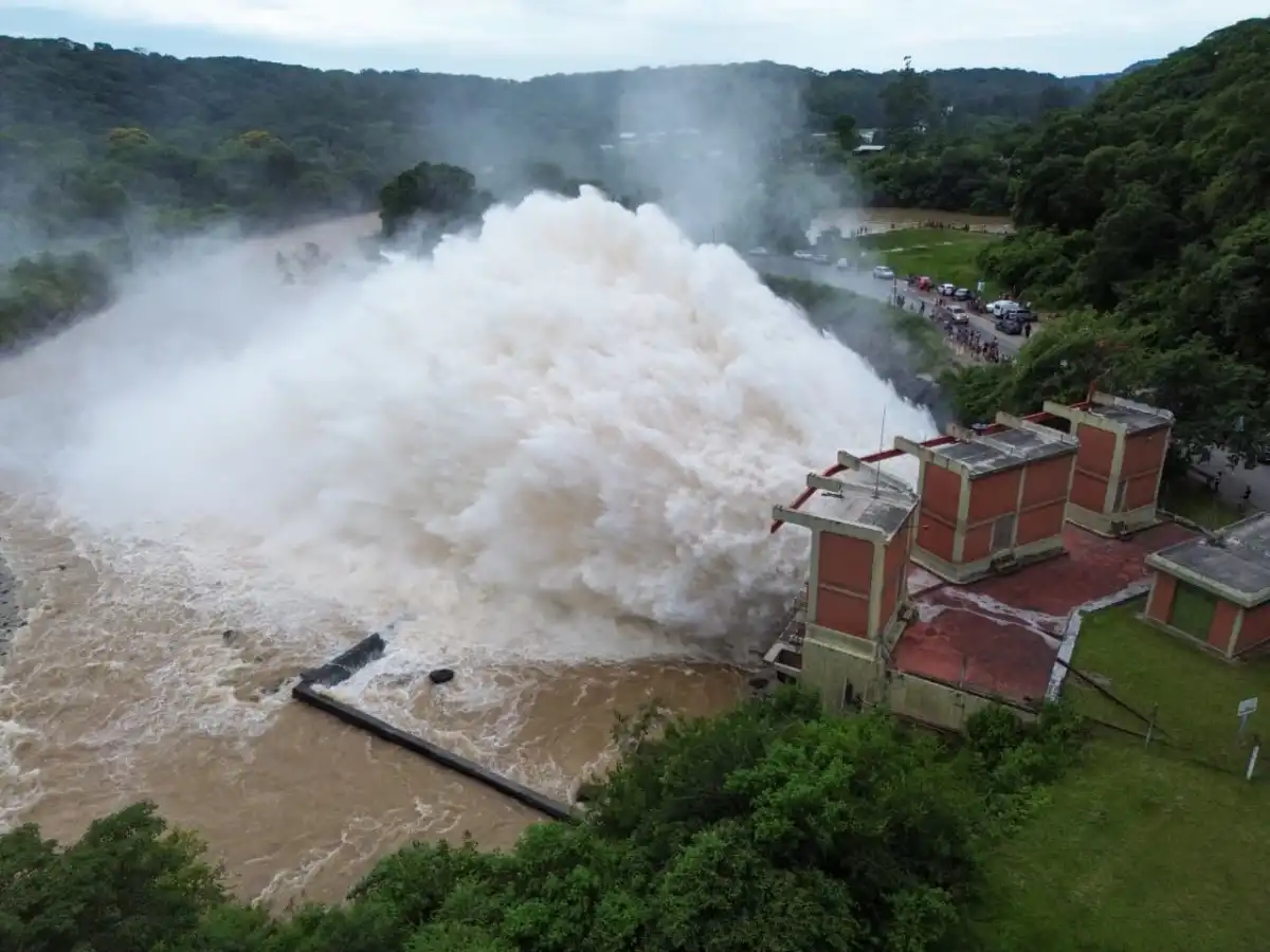 DIQUE EL CADILLAL / FOTO DE LA GACETA POR MATÍAS VIEITO