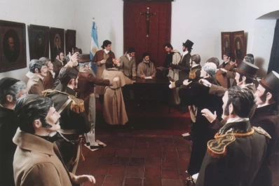 Recuerdos fotográficos: los maniquíes de la Independencia