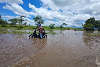 Inundaciones y evacuados: emergencia en distintas zonas de Tucumán
