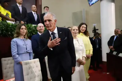 El conservador Asfura juró en Honduras, en medio de denuncias de fraude