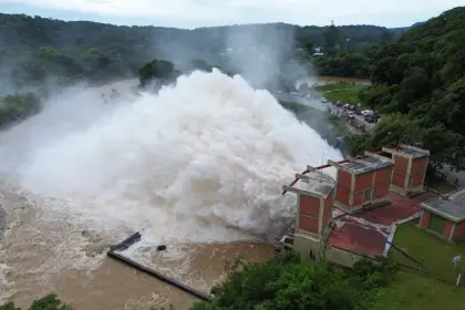 DIQUE EL CADILLAL / FOTO DE LA GACETA POR MATÍAS VIEITO