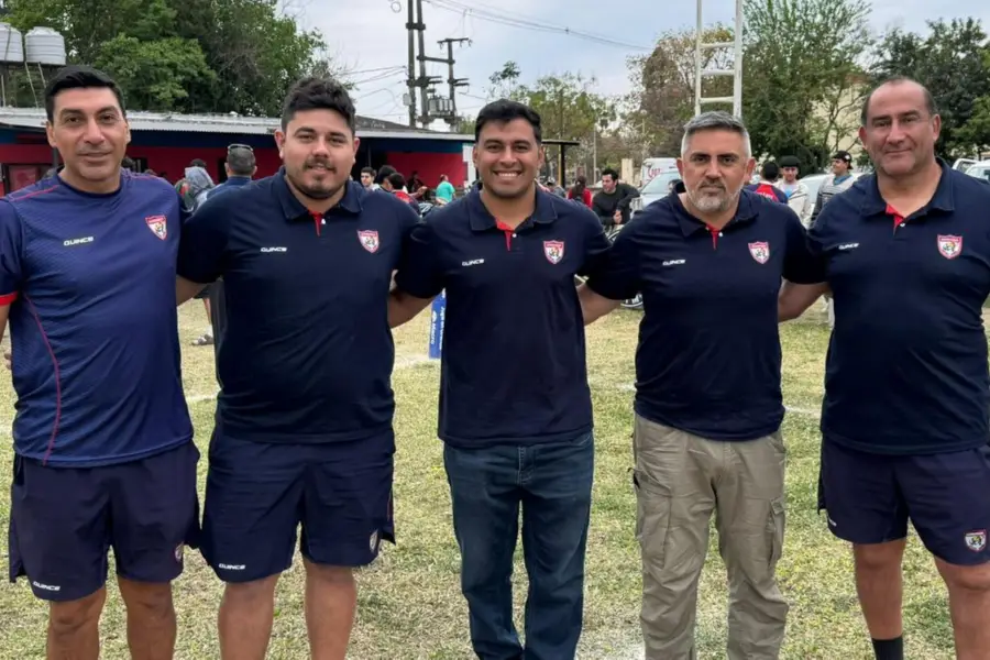 EL STAFF. El equipo de trabajo que día a día permite al equipo entrenar y jugar con normalidad.