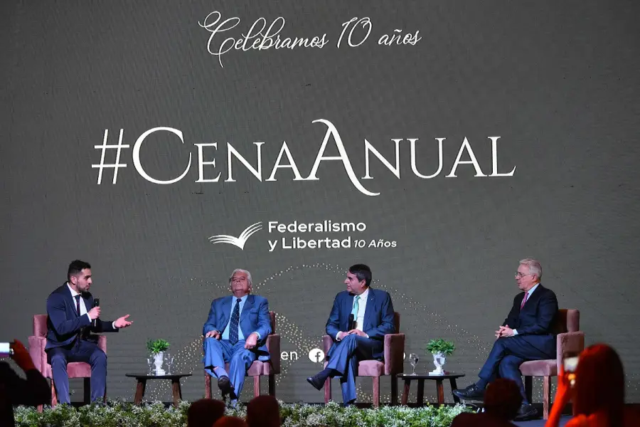 Godoy con los ex presidentes Lacalle, Franco y Uribe