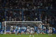 De las sensaciones a los puntos: Atlético Tucumán busca validar su juego con una victoria ante Huracán
