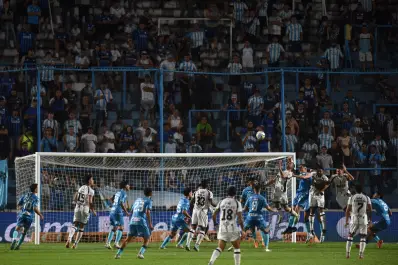 De las sensaciones a los puntos: Atlético Tucumán busca validar su juego con una victoria ante Huracán
